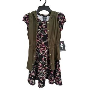 NWT! Paper Doll Girls Floral Dress with green detachable vest (size 7/8)